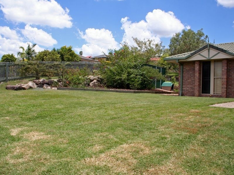 5 Hatutu Street, Pacific Pines QLD 4211