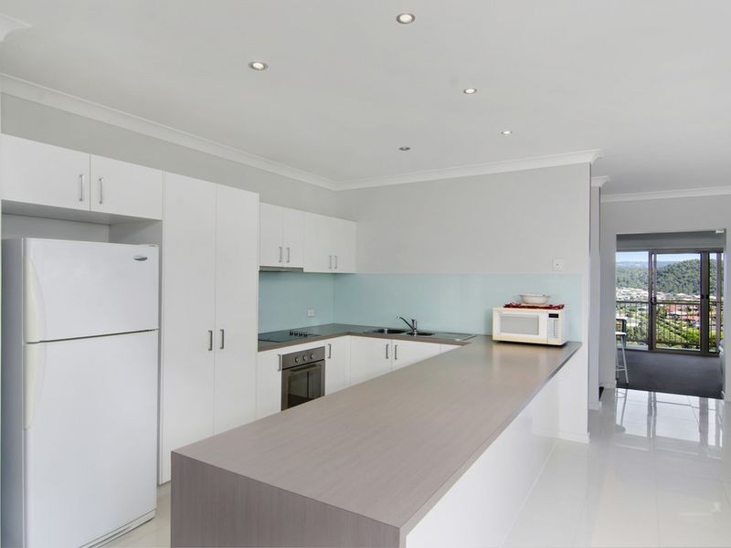 33 Yamba Street, Pacific Pines QLD 4211