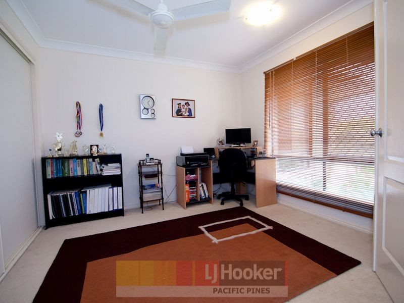 10A Manra Way, Pacific Pines QLD 4211