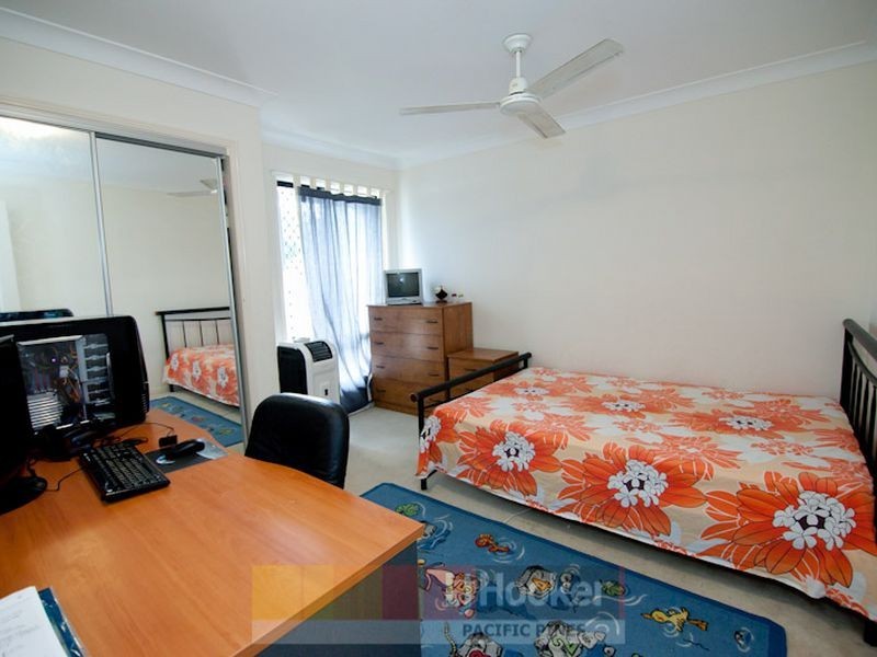 10A Manra Way, Pacific Pines QLD 4211
