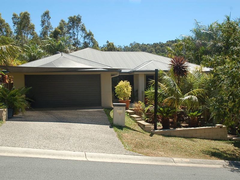 6 Maloney Crescent, Maudsland QLD 4210