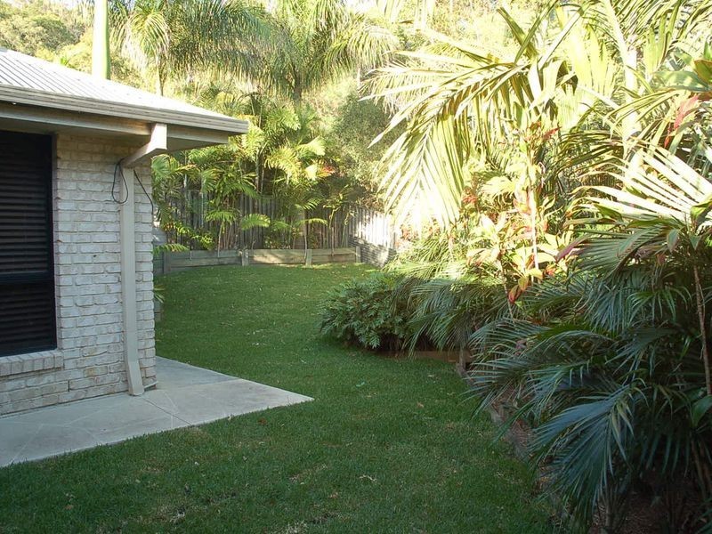 6 Maloney Crescent, Maudsland QLD 4210