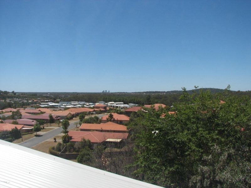 2/16 Honolulu Rise, Pacific Pines QLD 4211