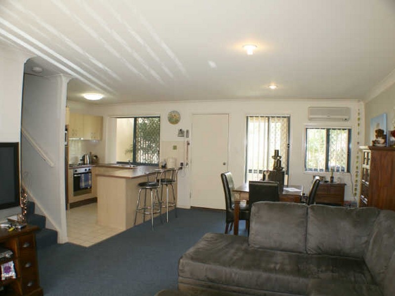 5/205 Universal Street, Oxenford QLD 4210