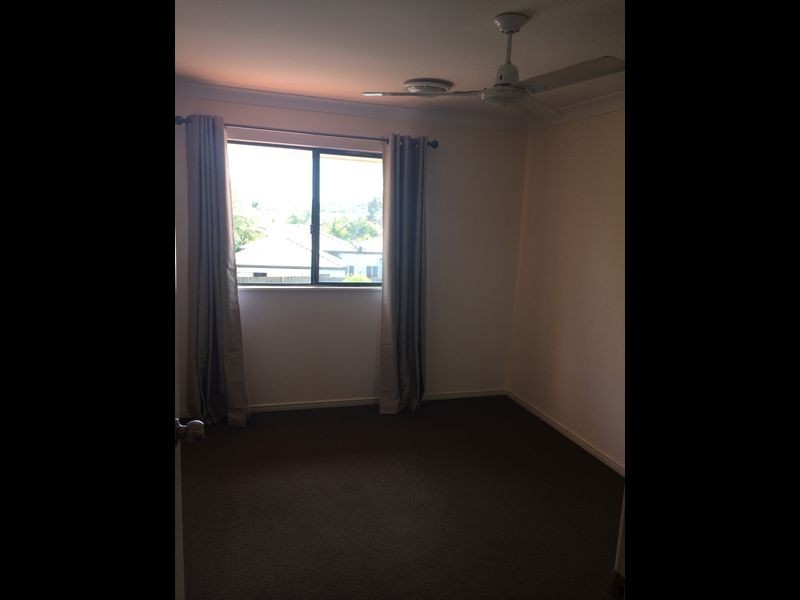 16 156 Greenacre Drive, Arundel QLD 4214