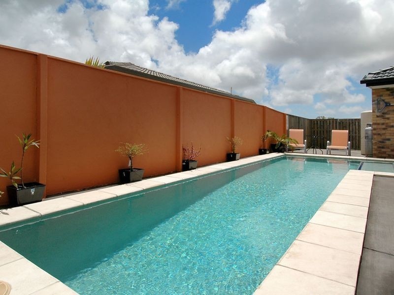 42 Codrington Circuit, Pacific Pines QLD 4211