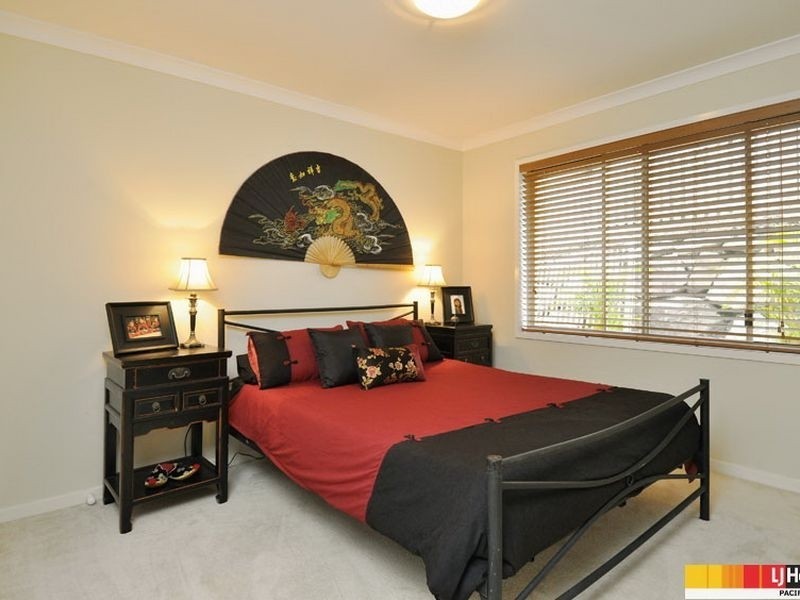 9 Minyon Court, Pacific Pines QLD 4211