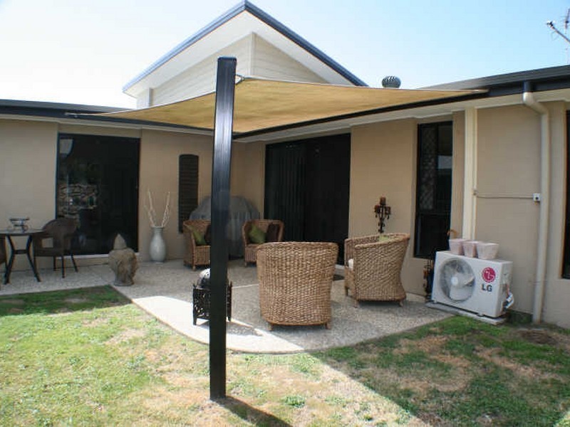 23 Carmarthen Circuit, Pacific Pines QLD 4211