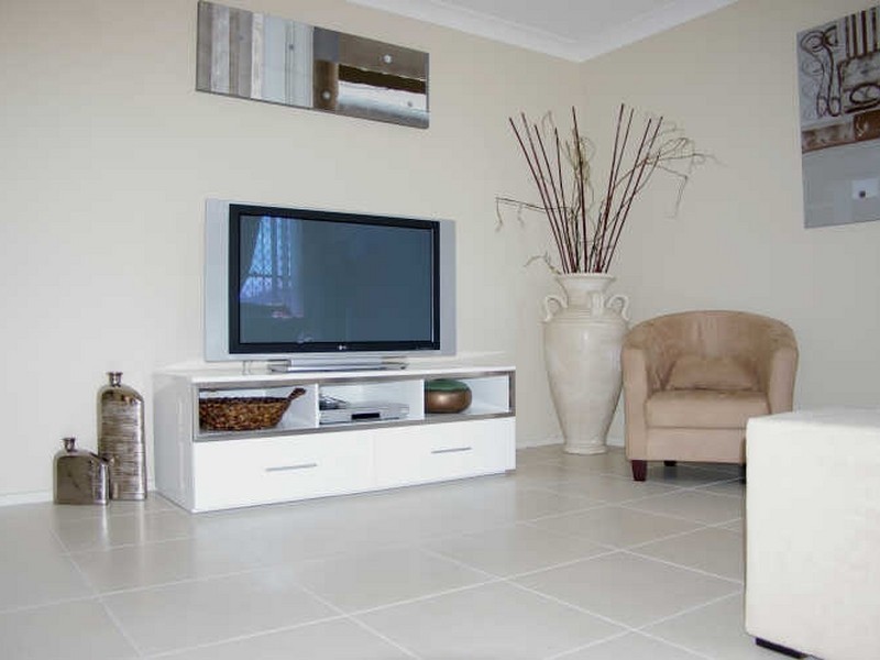 23 Carmarthen Circuit, Pacific Pines QLD 4211