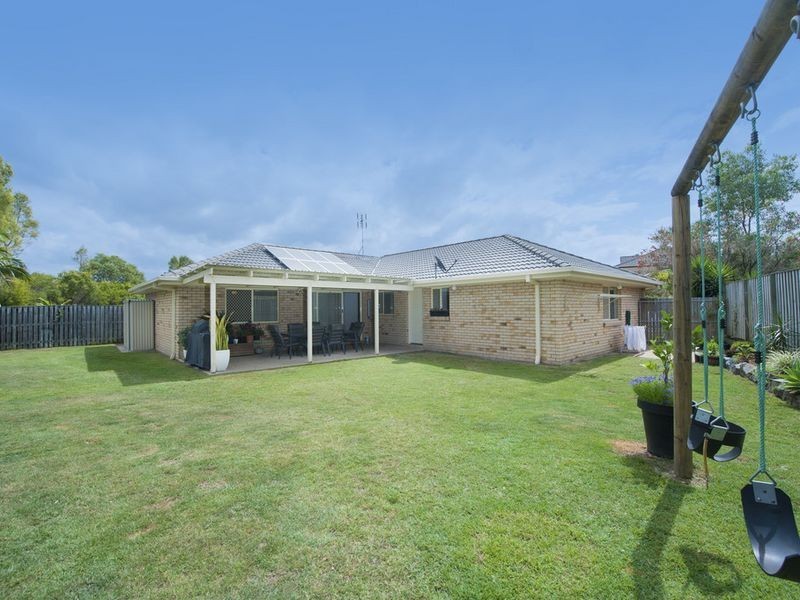 7 Stromlo Court, Pacific Pines QLD 4211