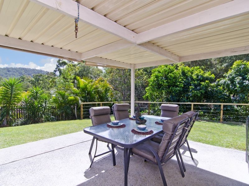 8 Jane Lane, Oxenford QLD 4210