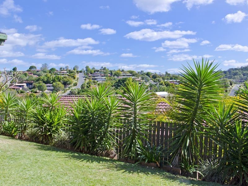 8 Jane Lane, Oxenford QLD 4210