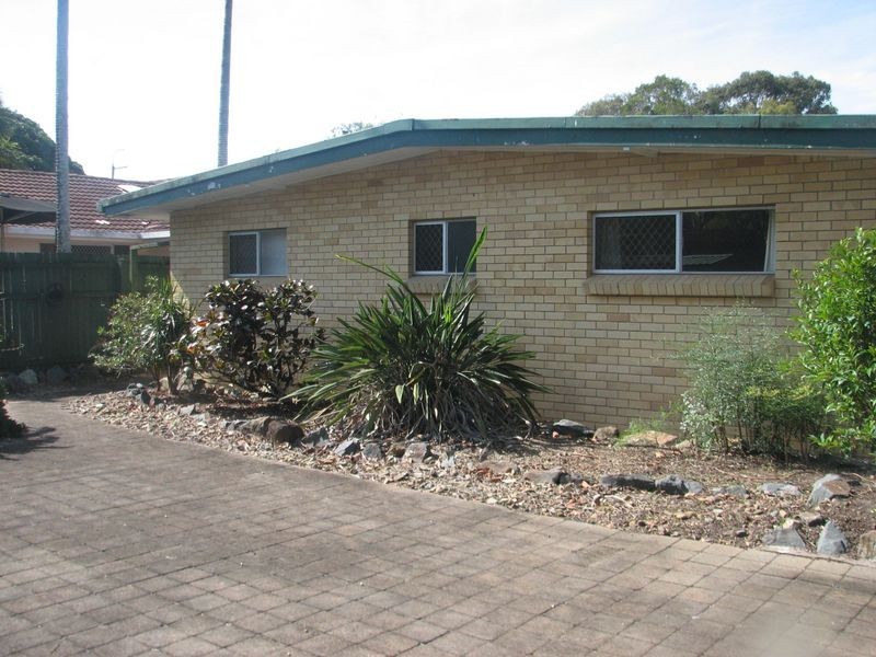 18 Wells St, Southport QLD 4215