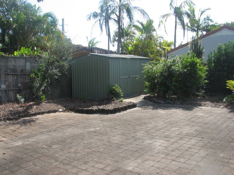 18 Wells St, Southport QLD 4215