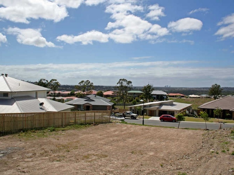38 Codrington Circuit, Pacific Pines QLD 4211