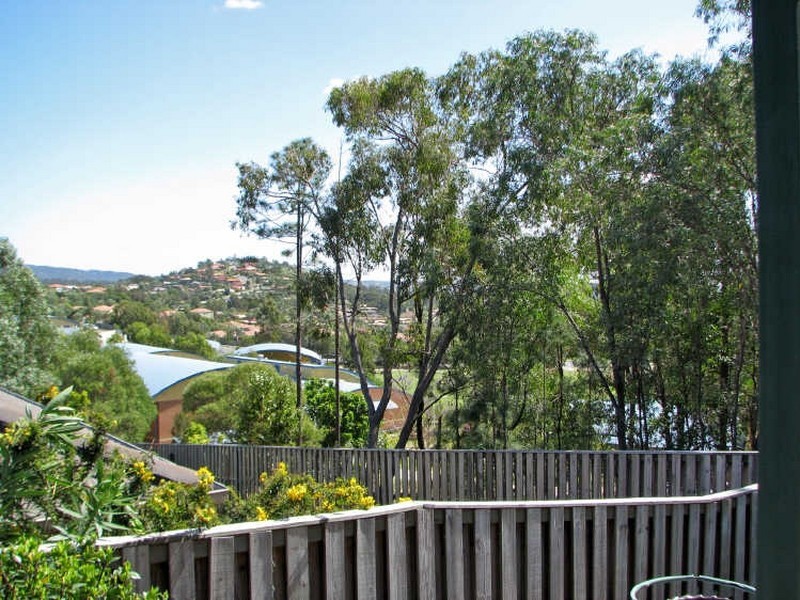 38 Manra Way, Pacific Pines QLD 4211