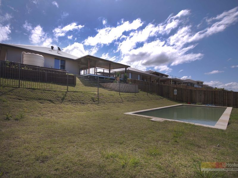 34 Wunburra Circle, Pacific Pines QLD 4211