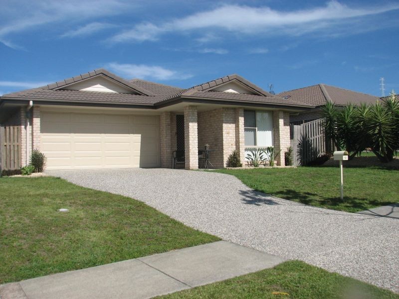 10 Kadie Place, Pacific Pines QLD 4211