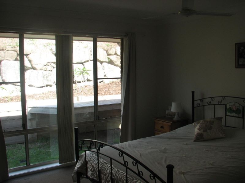 10 Kadie Place, Pacific Pines QLD 4211