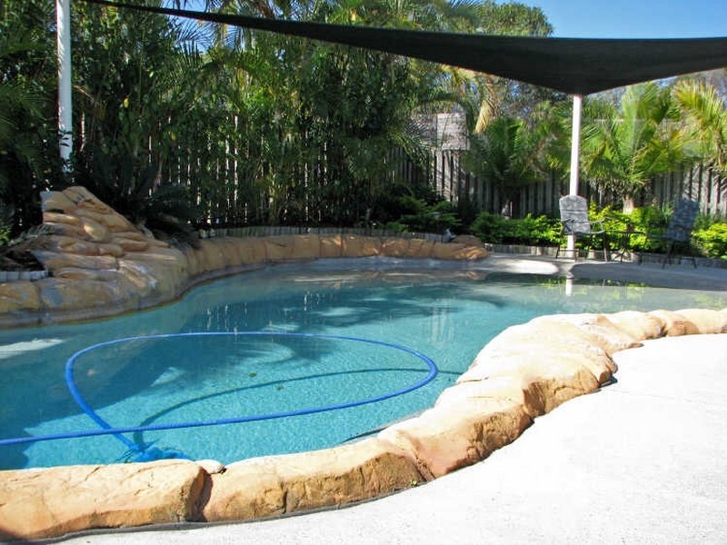 14 Kingman Court, Pacific Pines QLD 4211