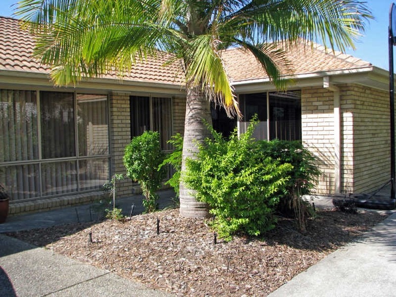 14 Kingman Court, Pacific Pines QLD 4211