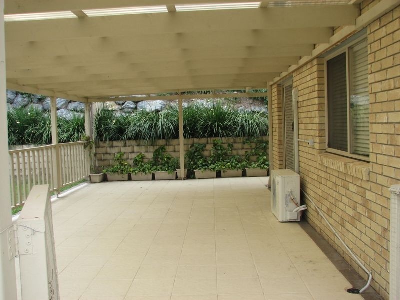10 Yamba Street, Pacific Pines QLD 4211