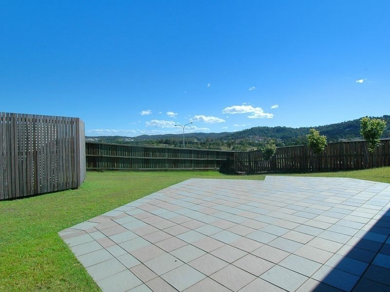 1 Freeling Place, Oxenford QLD 4210