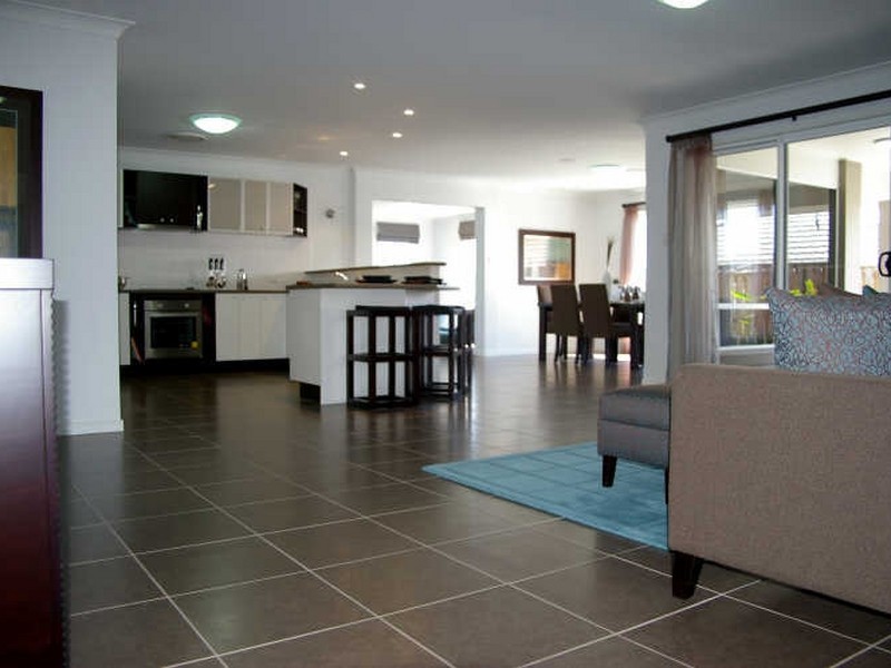 1 Freeling Place, Oxenford QLD 4210