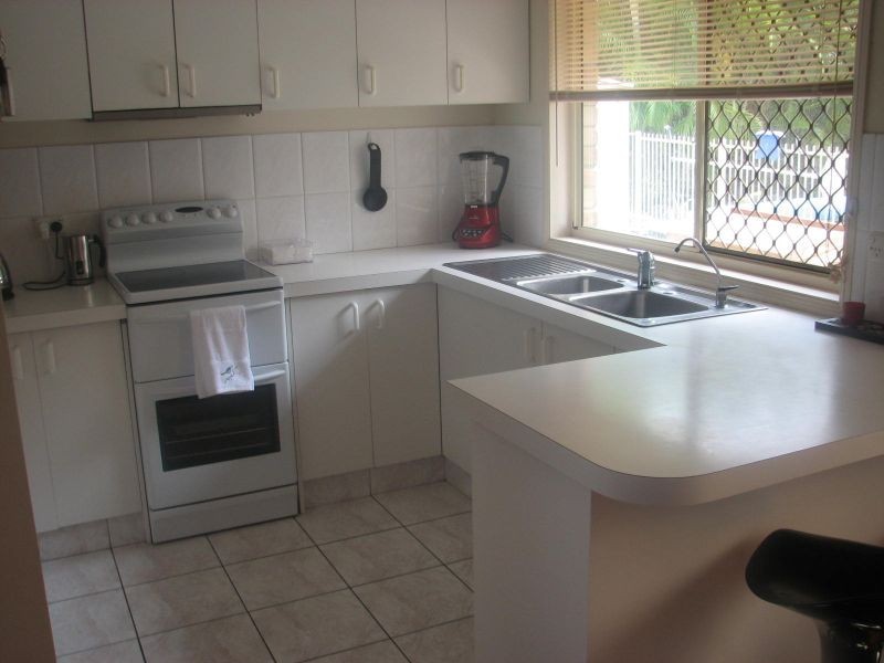 17 Pinehill Drive, Oxenford QLD 4210