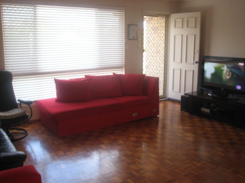 17 Pinehill Drive, Oxenford QLD 4210