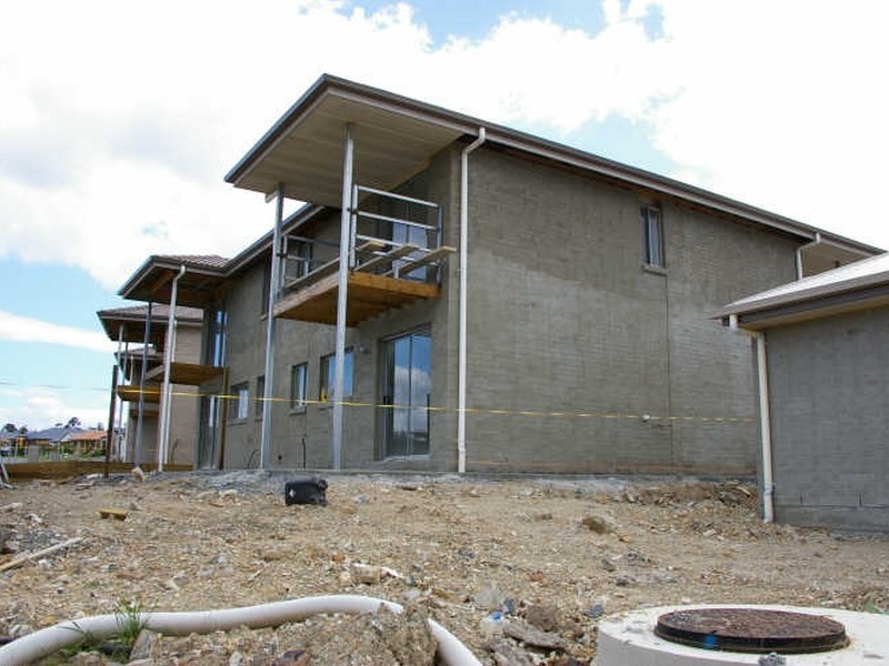 30 Carmarthen Circuit, Pacific Pines QLD 4211