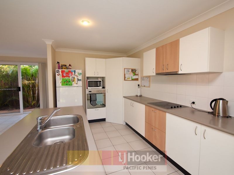 6 Easter Crescent, Pacific Pines QLD 4211