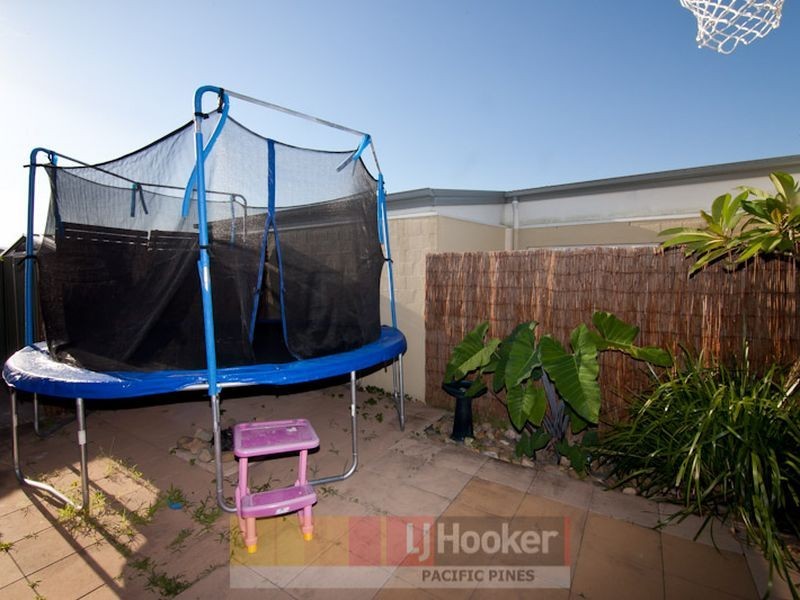 6 Easter Crescent, Pacific Pines QLD 4211