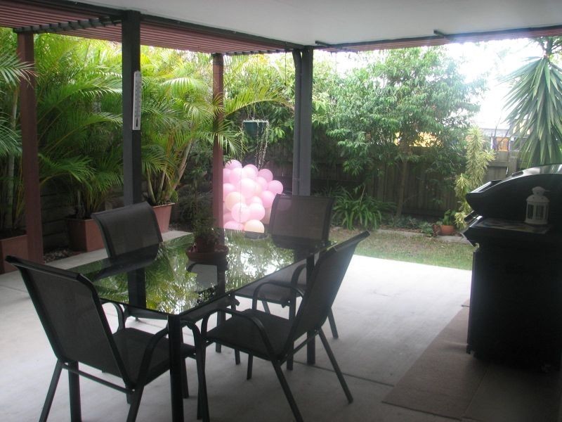 3 Norfolk Drive, Pacific Pines QLD 4211