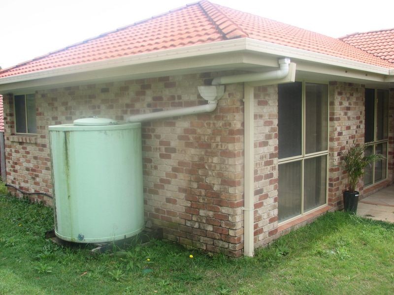 26 Easter Crescent, Pacific Pines QLD 4211