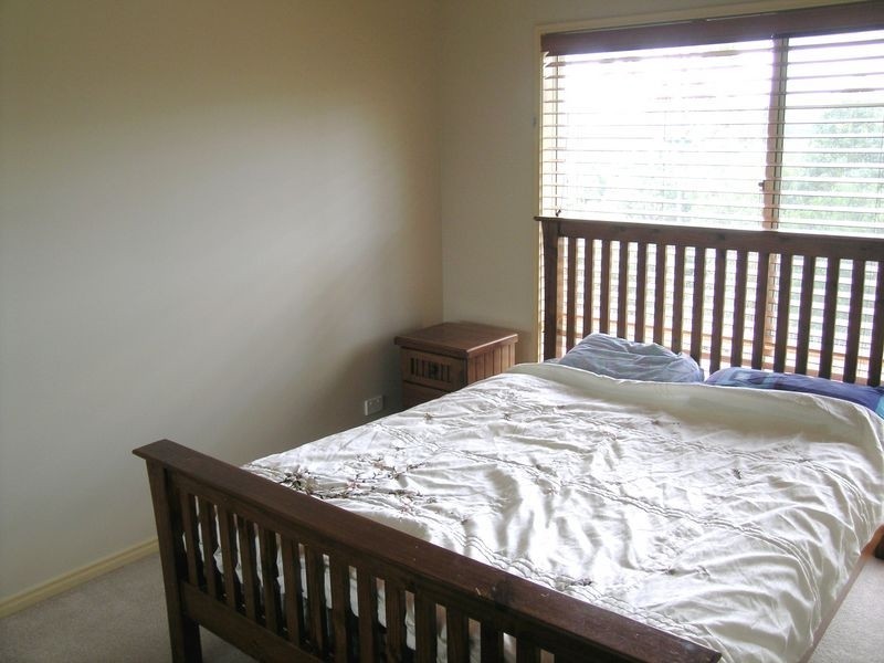 5 Napier Court, Pacific Pines QLD 4211