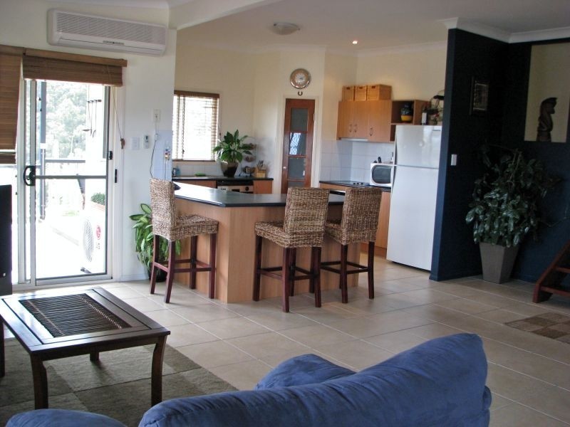 Pacific Pines QLD 4211