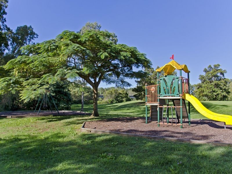 29 Riverwood Drive, Ashmore QLD 4214