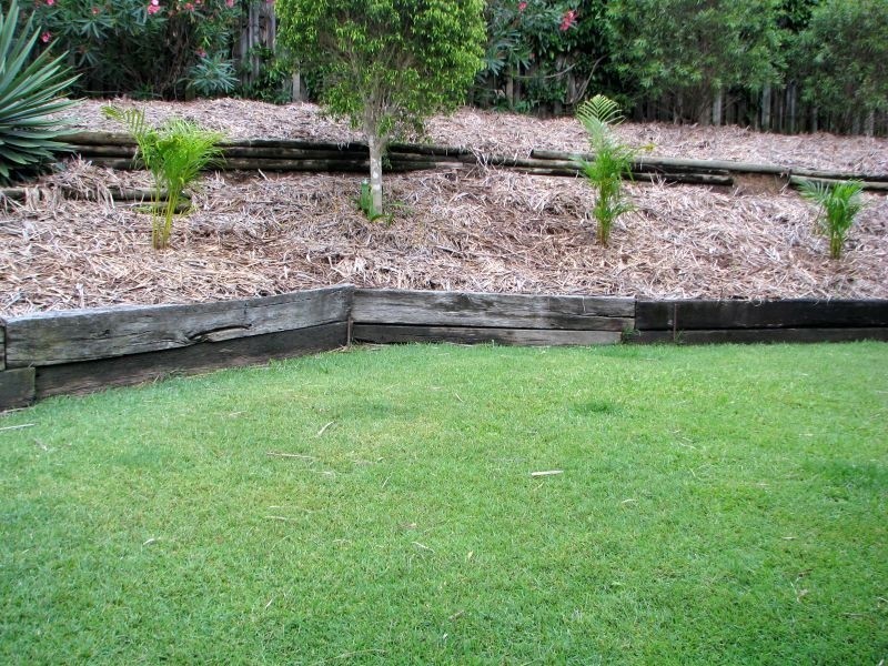 Pacific Pines QLD 4211