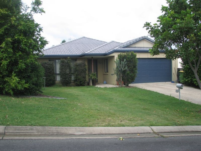 3 Davies Street, Pacific Pines QLD 4211