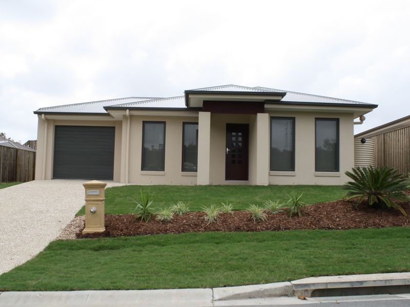 25 Barradeen Circuit, Pacific Pines QLD 4211
