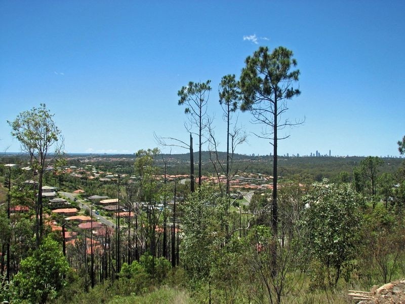 27 Salvado Drive, Pacific Pines QLD 4211