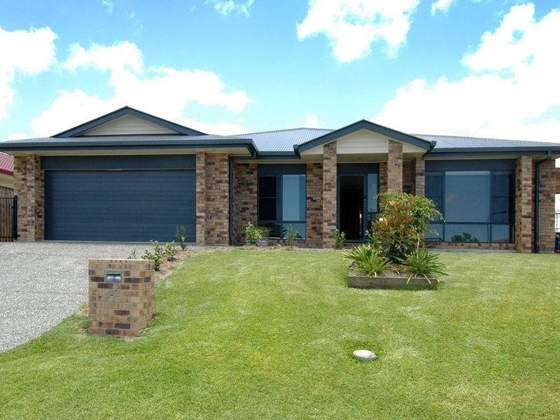 48 Lawley Crescent, Pacific Pines QLD 4211