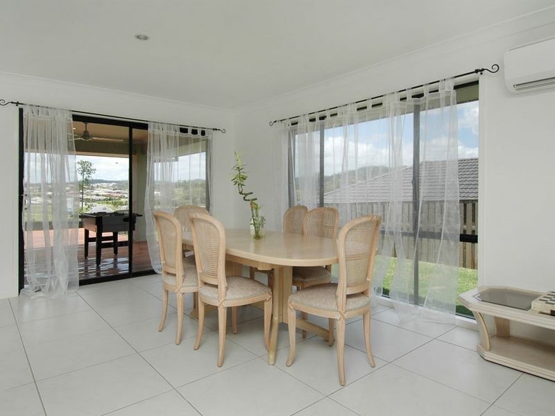 11 Buchanan Circuit, Pacific Pines QLD 4211