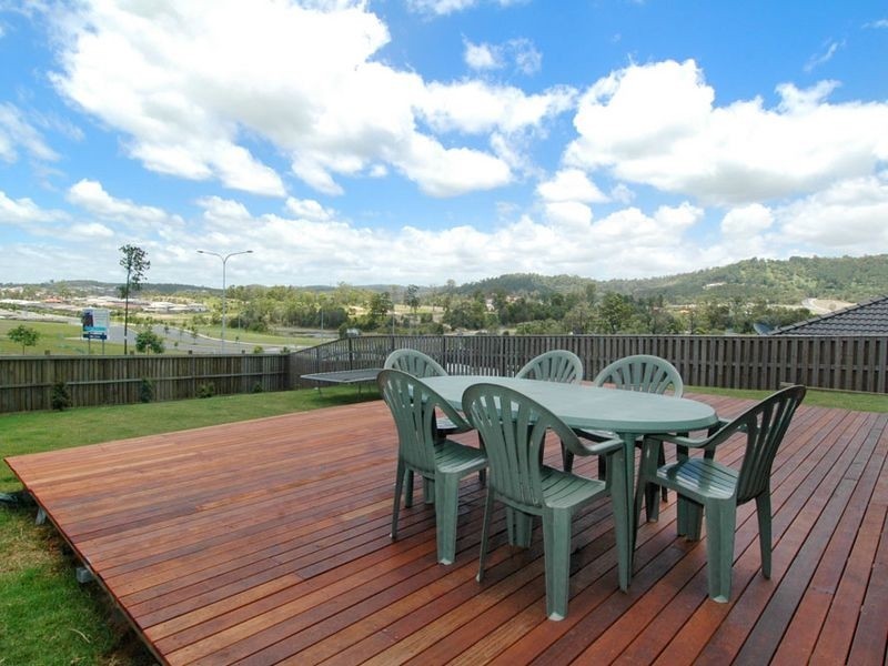 11 Buchanan Circuit, Pacific Pines QLD 4211