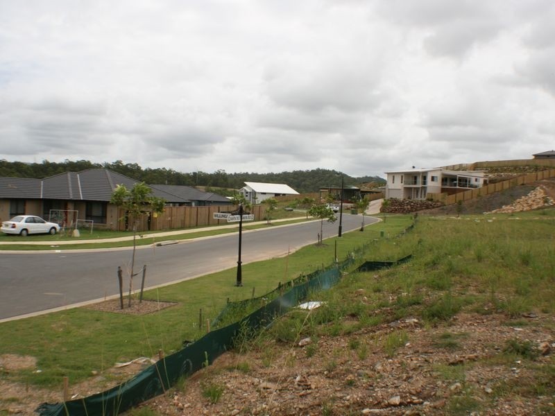 Pacific Pines QLD 4211