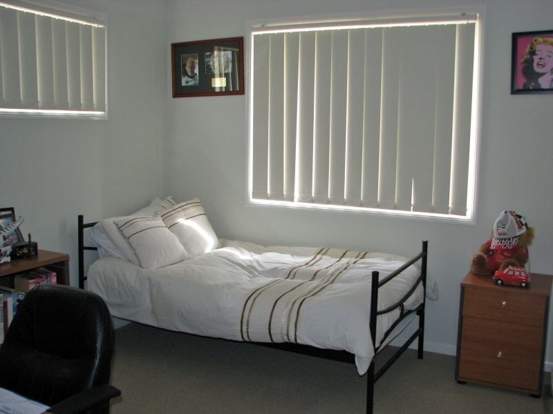 2/75 Buchanan Circuit, Pacific Pines QLD 4211