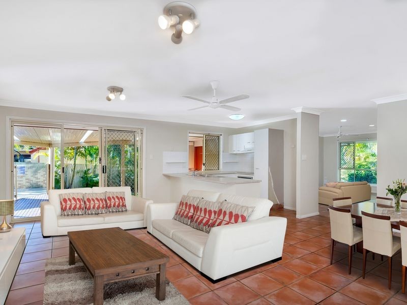 35 Davis Cup Court, Oxenford QLD 4210