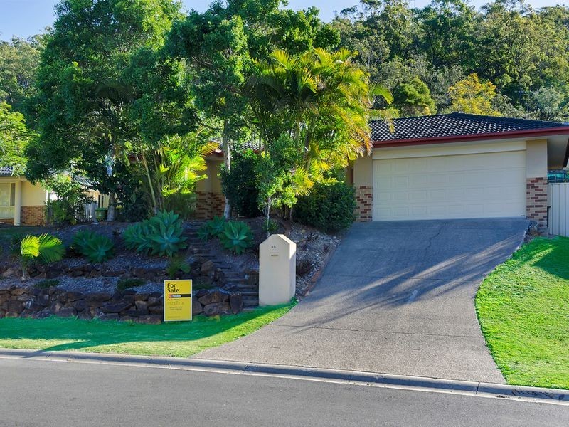 35 Davis Cup Court, Oxenford QLD 4210