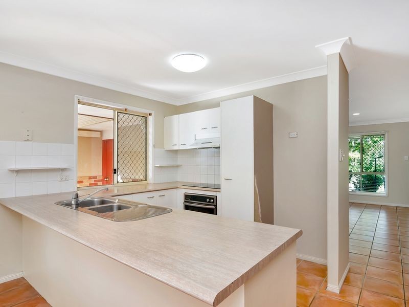 35 Davis Cup Court, Oxenford QLD 4210